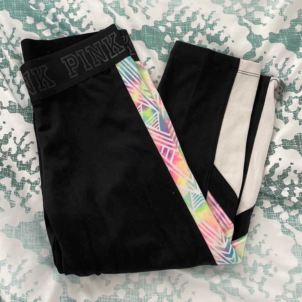VS cropped workout leggings